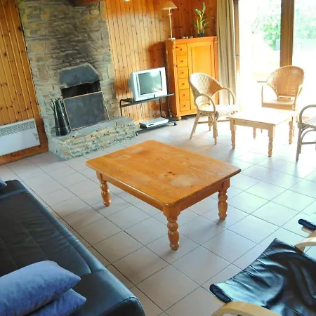 Nicely Furnished Bungalow With A Fireplace Near The Maas