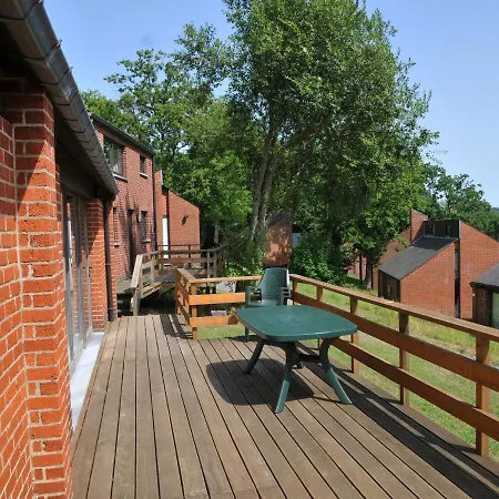 Holiday home Nicely Furnished Bungalow With A Fireplace Near The Maas