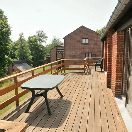 Nicely Furnished Bungalow With A Fireplace Near The Maas Holiday home Massembre